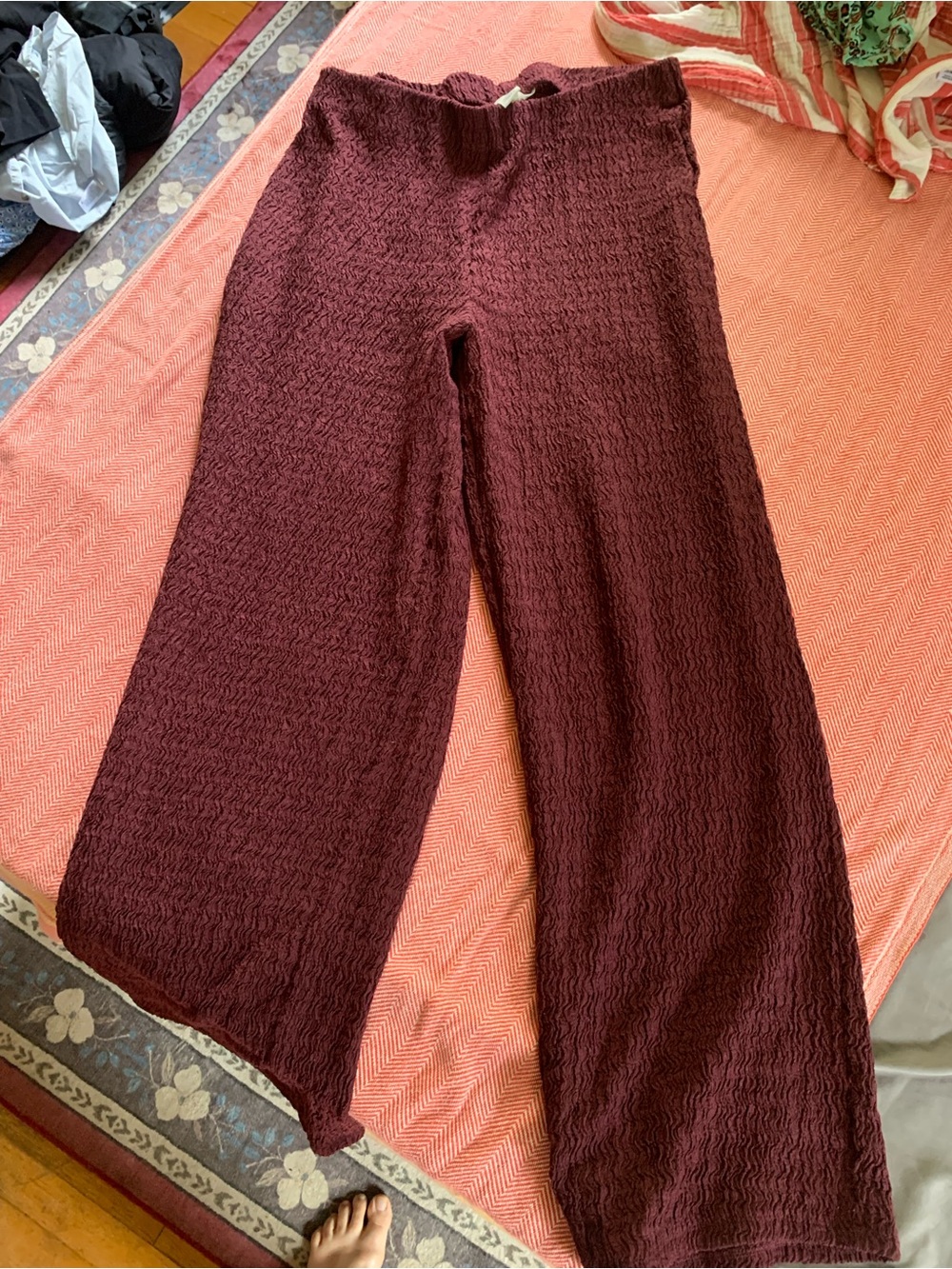 H&M Textured Wide-Leg Pants - Burgundy